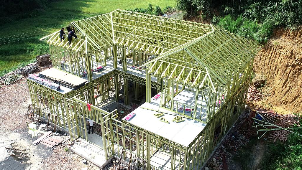 全國人大代表袁斯浪建議:推廣新型鋼結(jié)構(gòu)住宅